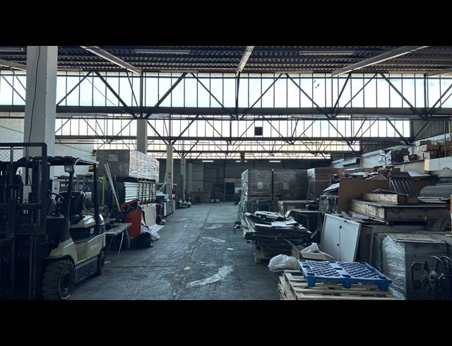 1,810M² WAREHOUSE TO LET IN EPPING INDUSTRIAL